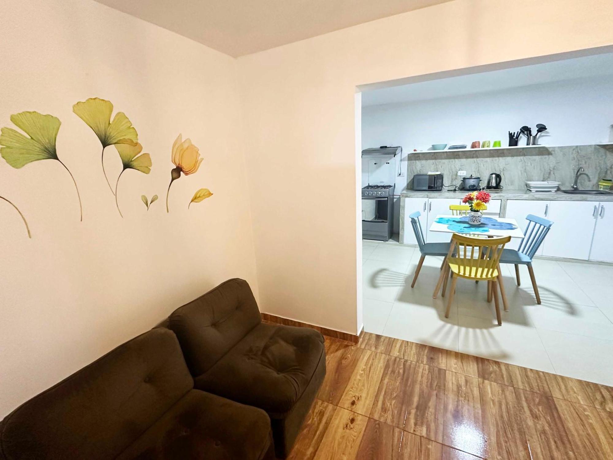 San Miguel, Depa Entero, 3 Camas, Wifi, Terraza Y Lavadora Apartamento